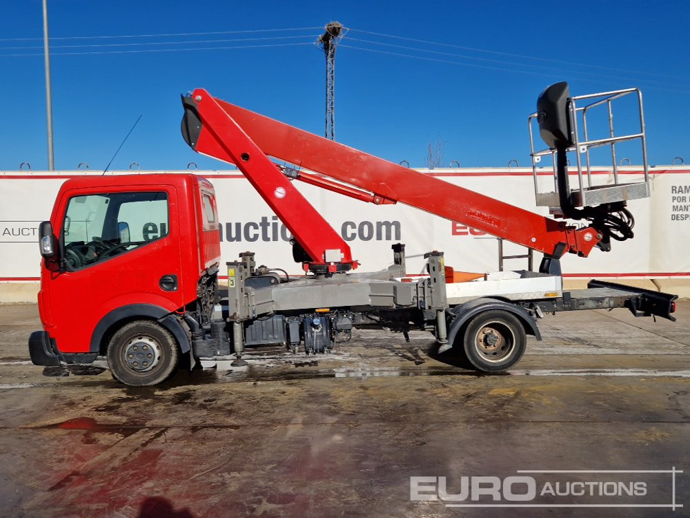 2017 Renault Access Platform Truck, Socage T416 16 m Platform Reach 300 Kg Capacity (ITV 02/09/2026) (Spanish Reg Docs Available / Documentación Española Disponible) - منصة محمولة مثبتة على الشاحنة: صورة 2 2017 Renault Access Platform Truck, Socage T416 16 m Platform Reach 300 Kg Capacity (ITV 02/09/2026) (Spanish Reg Docs Available / Documentación Española Disponible) - منصة محمولة مثبتة على الشاحنة: صورة 2
