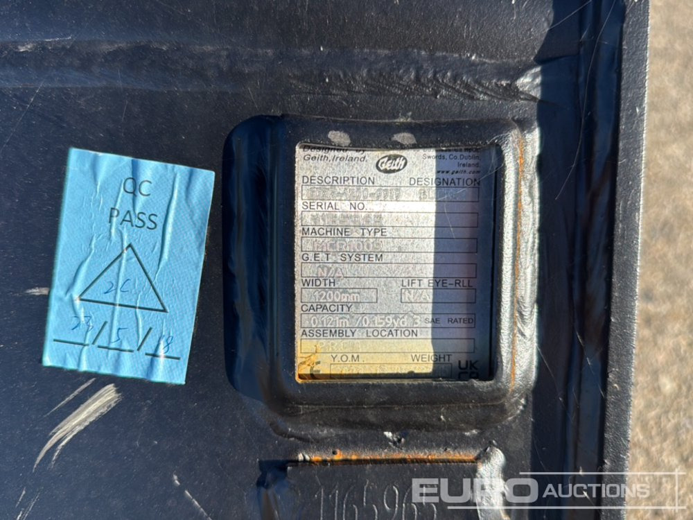 Geith Bucket G03R-1200-9919 to Suit MCR1009 (S/Ns 1165971, 1165965) (2 of) - بكت: صورة 5 Geith Bucket G03R-1200-9919 to Suit MCR1009 (S/Ns 1165971, 1165965) (2 of) - بكت: صورة 5