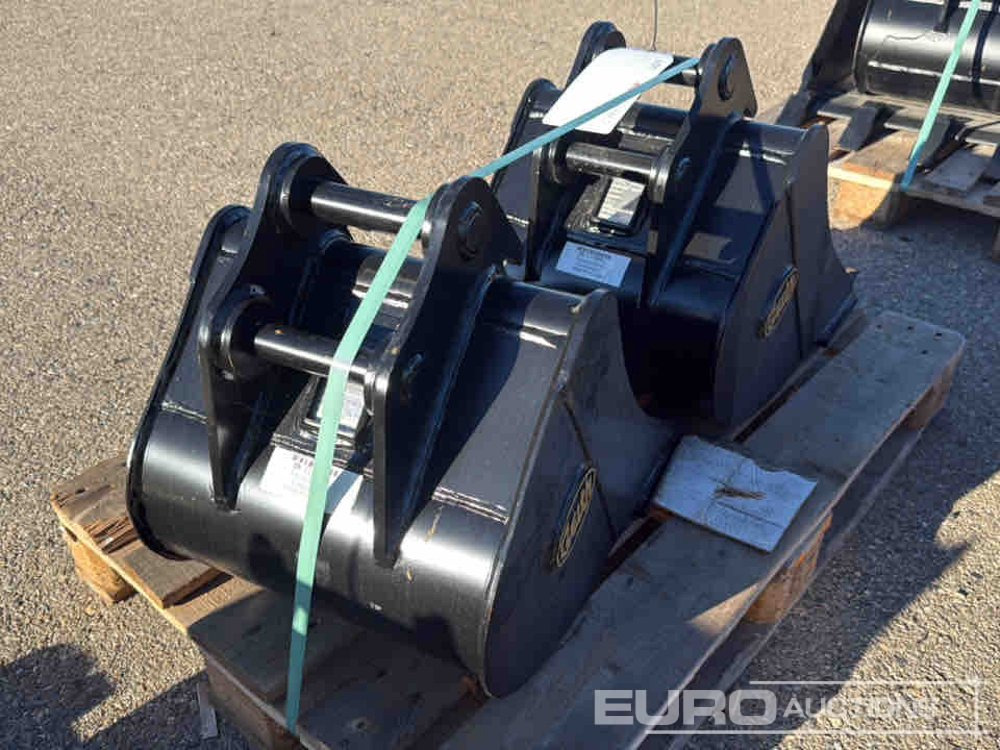 Geith Bucket H03-0450-11404 to Suit MCR1009 (S/Ns 1175041, 1175042) (2 of) - بكت: صورة 4 Geith Bucket H03-0450-11404 to Suit MCR1009 (S/Ns 1175041, 1175042) (2 of) - بكت: صورة 4