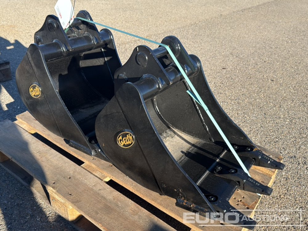 Geith Bucket H03-0450-11404 to Suit MCR1009 (S/Ns 1175044, 1175046) (2 of) - بكت: صورة 1 Geith Bucket H03-0450-11404 to Suit MCR1009 (S/Ns 1175044, 1175046) (2 of) - بكت: صورة 1