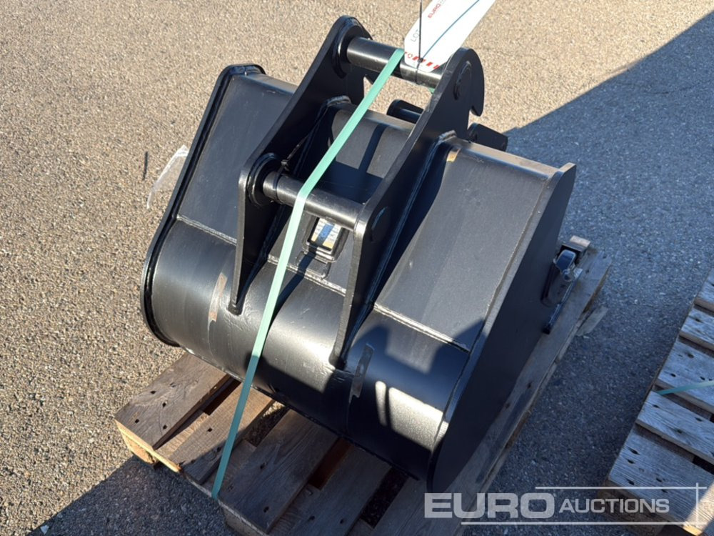 Geith Bucket H04-0600 to Suit QR40 (S/N 1091322), Bucket LGT000BA40750SV to Suit 6-10 Ton Excavator (S/N 1163396) - بكت: صورة 4 Geith Bucket H04-0600 to Suit QR40 (S/N 1091322), Bucket LGT000BA40750SV to Suit 6-10 Ton Excavator (S/N 1163396) - بكت: صورة 4