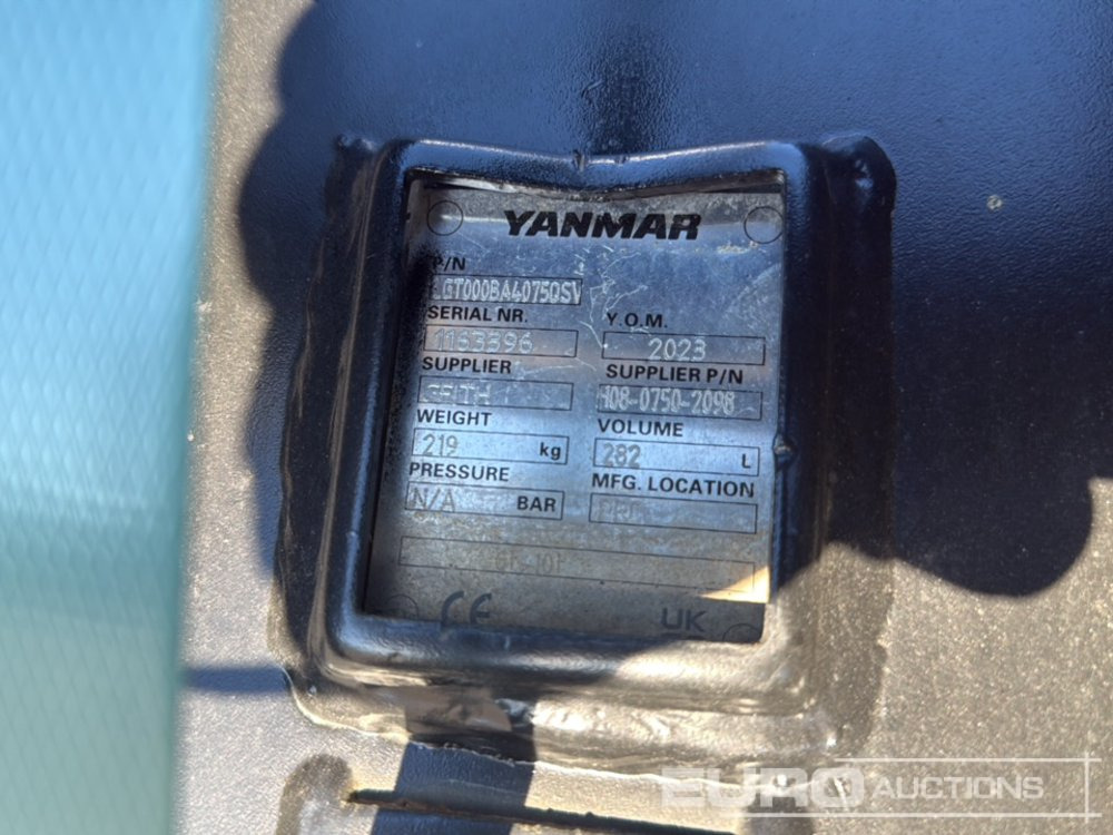 Geith Bucket H04-0600 to Suit QR40 (S/N 1091322), Bucket LGT000BA40750SV to Suit 6-10 Ton Excavator (S/N 1163396) - بكت: صورة 5 Geith Bucket H04-0600 to Suit QR40 (S/N 1091322), Bucket LGT000BA40750SV to Suit 6-10 Ton Excavator (S/N 1163396) - بكت: صورة 5