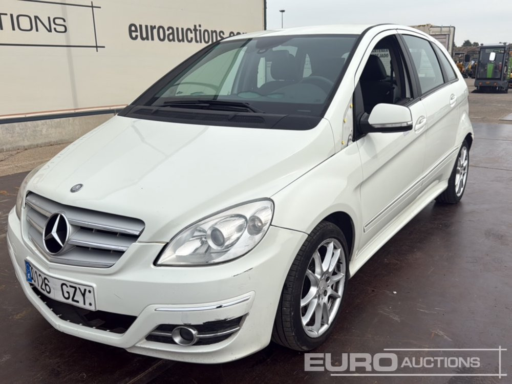Mercedes Benz B180 CDI - سيارة: صورة 1 Mercedes Benz B180 CDI - سيارة: صورة 1