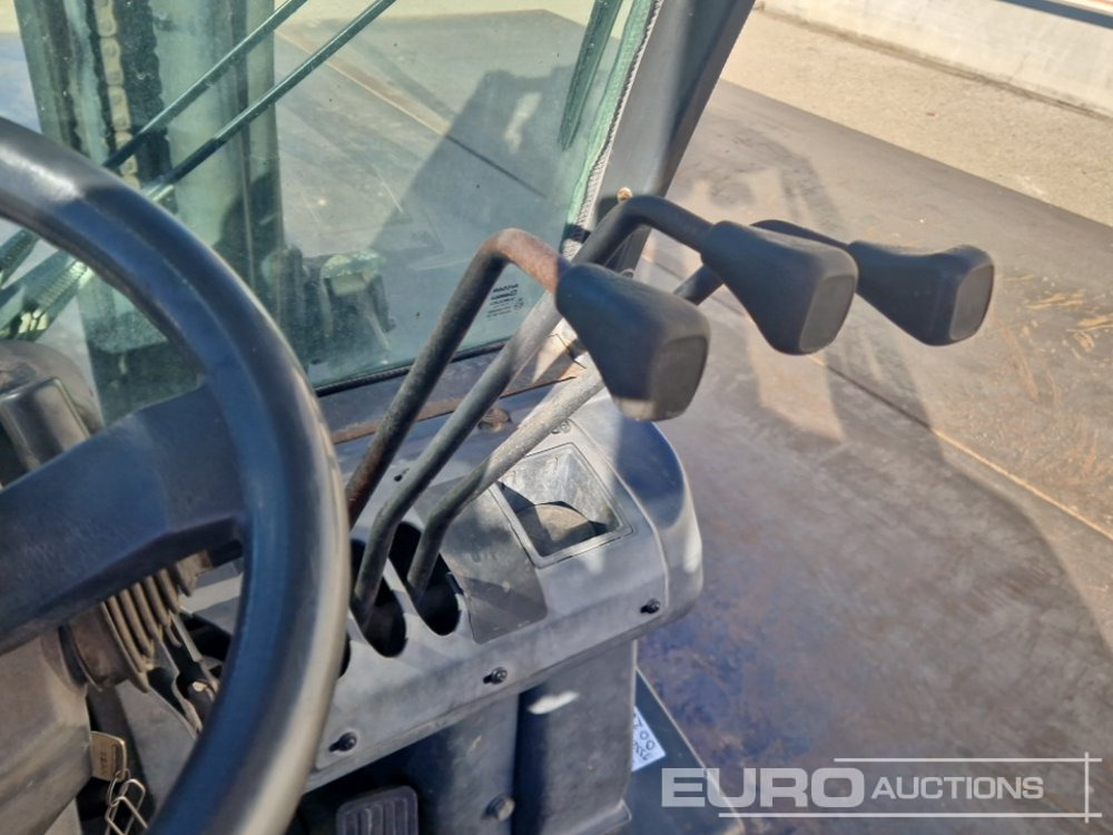 رافعة شوكية Nissan 25: صورة 24