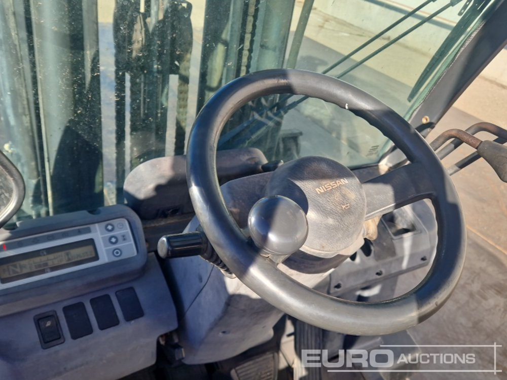 رافعة شوكية Nissan 25: صورة 23