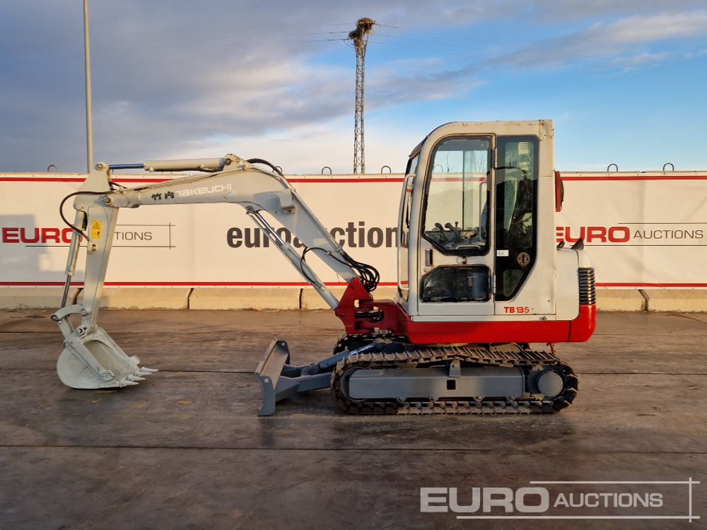 Takeuchi TB135 - حفار صغير: صورة 2 Takeuchi TB135 - حفار صغير: صورة 2