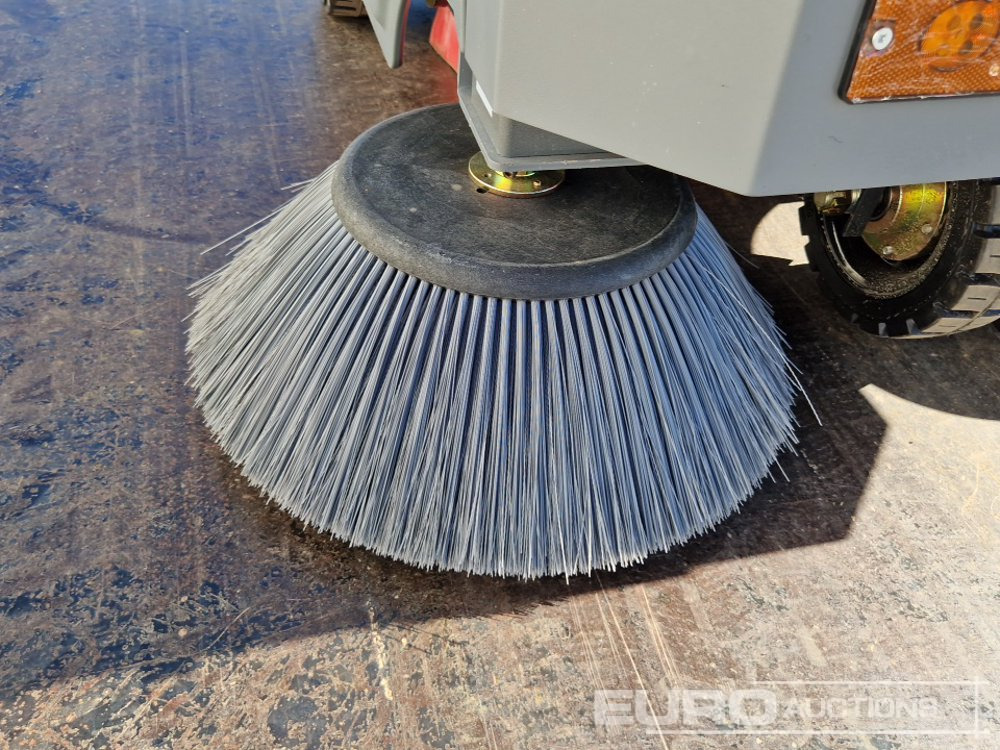 سياره كنس شوارع Unused 2025 Kaster S.13: صورة 13