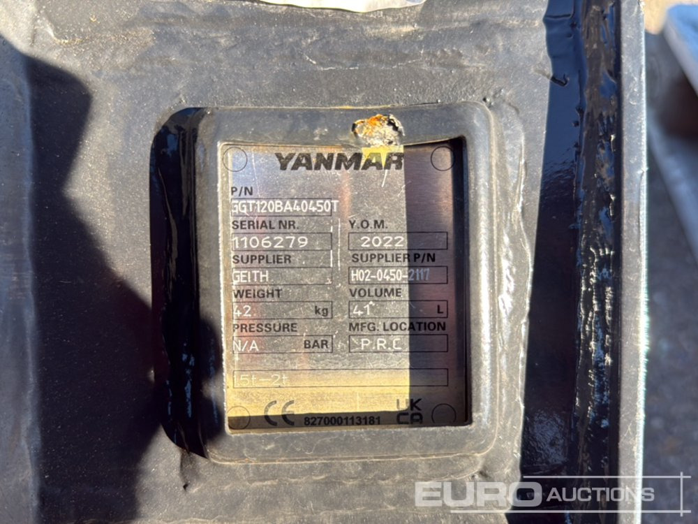 Yanmar Digging Bucket GGT120BA40450T to suit 1.5-2 Ton Excavator (S/Ns 1106279, 1106284, 1106290) (3 of) - بكت: صورة 5 Yanmar Digging Bucket GGT120BA40450T to suit 1.5-2 Ton Excavator (S/Ns 1106279, 1106284, 1106290) (3 of) - بكت: صورة 5
