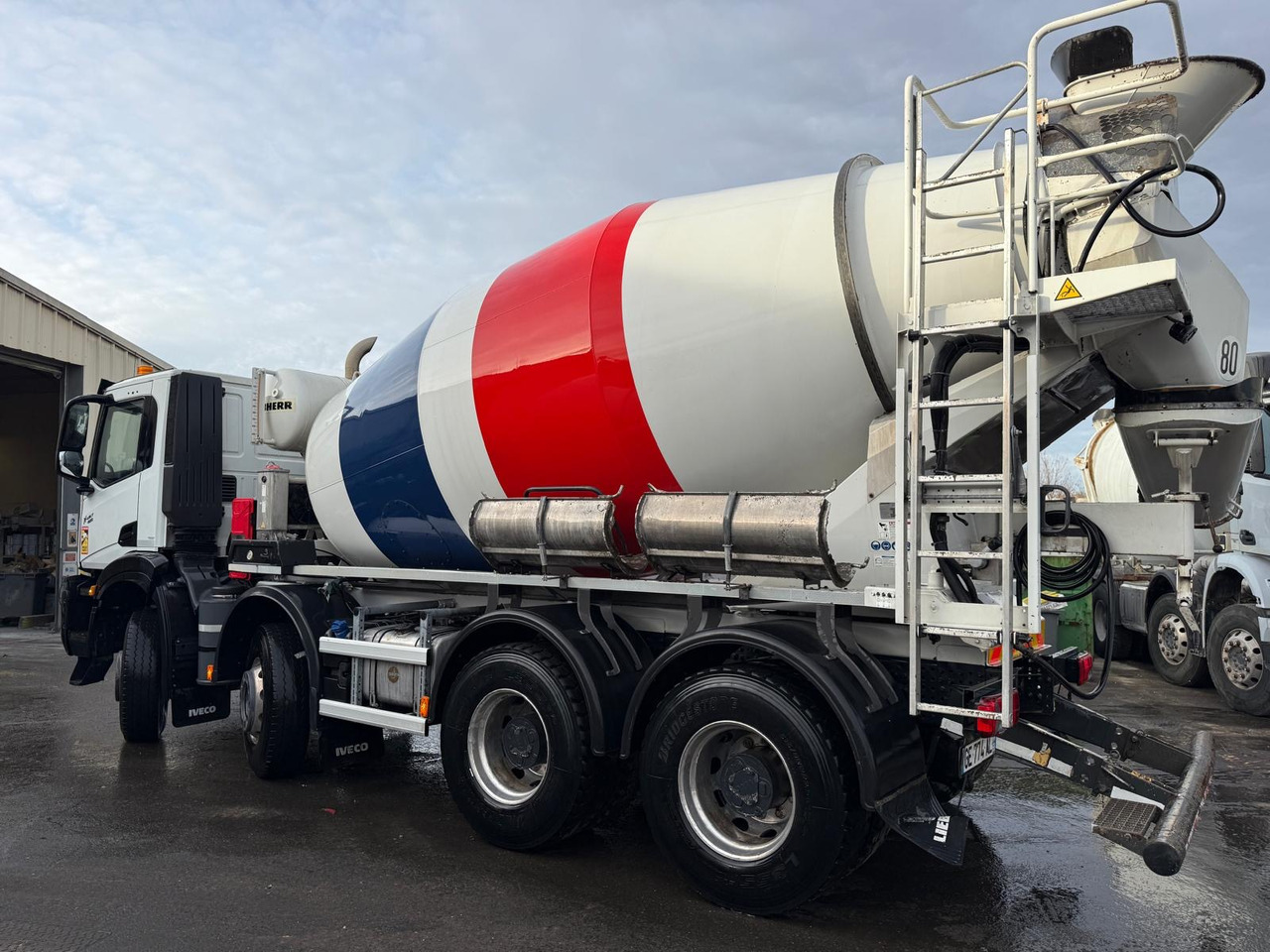 Camion béton Iveco XWay 420 GE-774-AL - شاحنة خلاطة خرسانة: صورة 5 Camion béton Iveco XWay 420 GE-774-AL - شاحنة خلاطة خرسانة: صورة 5