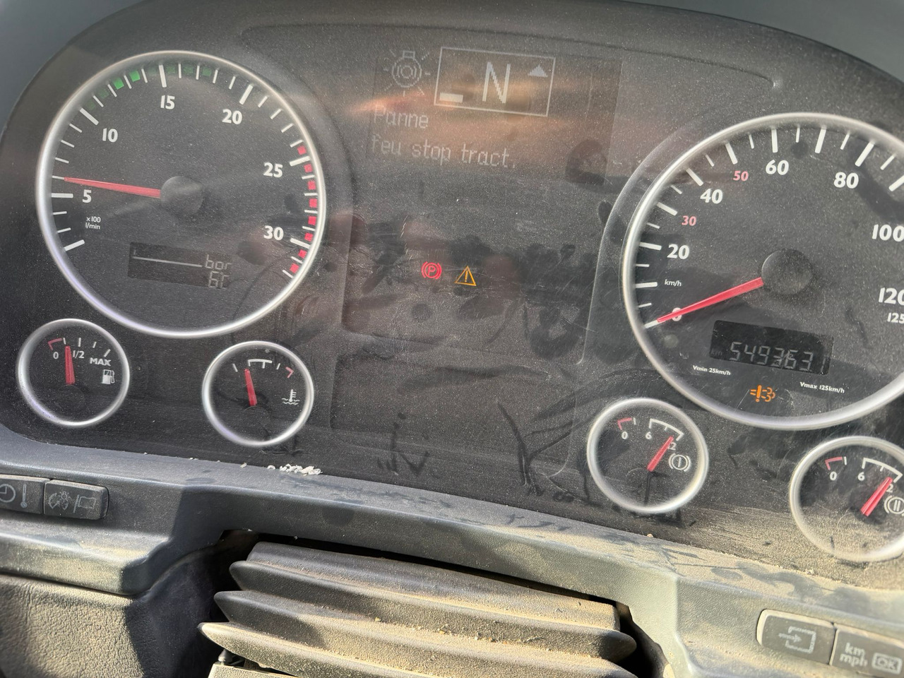 شاحنة خلاطة خرسانة Camion béton MAN TGA 32.400 EJ-300-ZL: صورة 10