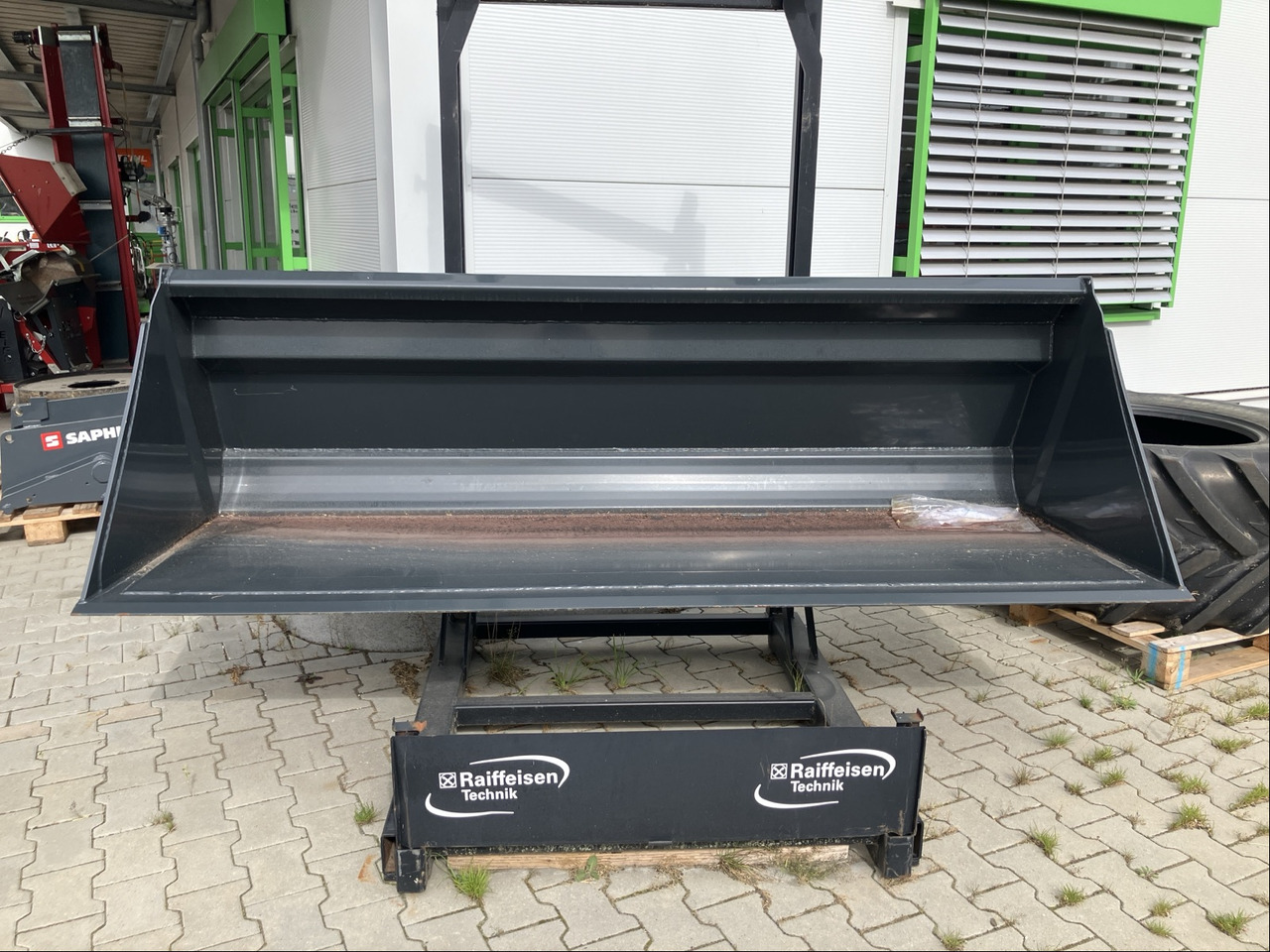 Alö Stoll Schaufel 2,60m - مغراف أمامي للجرار: صورة 1 Alö Stoll Schaufel 2,60m - مغراف أمامي للجرار: صورة 1