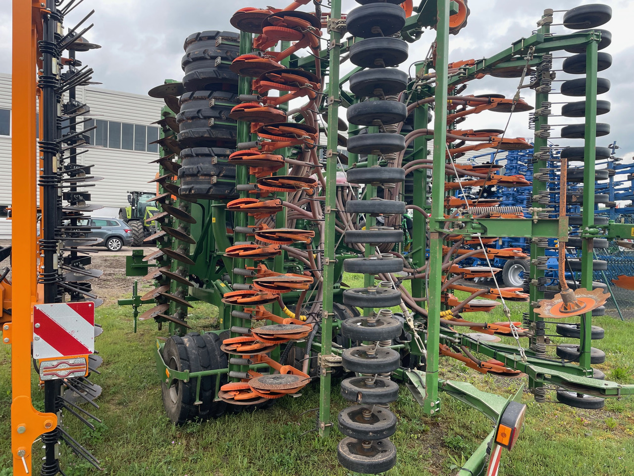 Amazone Cirrus 6001 Special - آلة البذر: صورة 4 Amazone Cirrus 6001 Special - آلة البذر: صورة 4