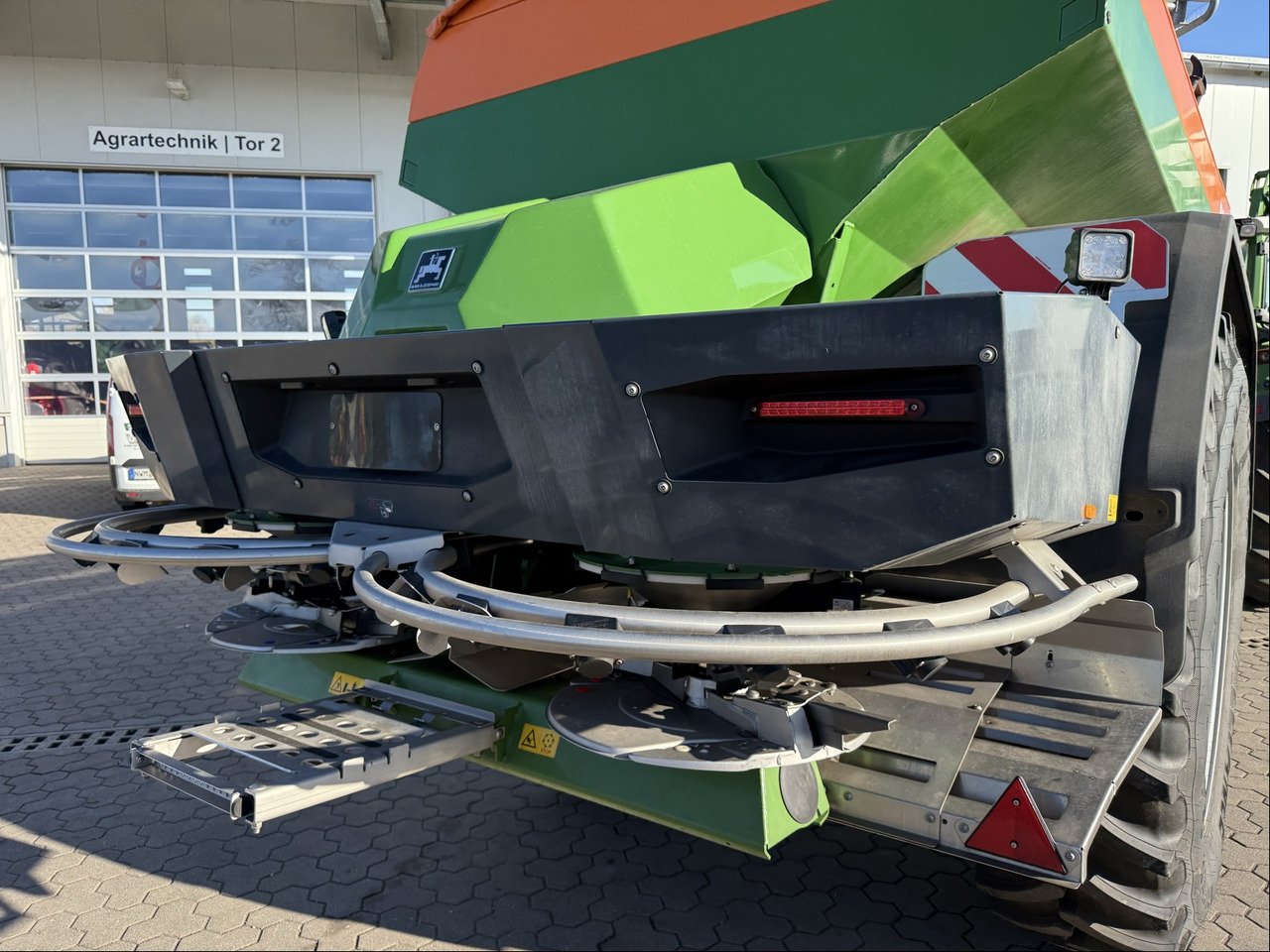 Amazone ZG-TS 10001 ProfisPro - رشاش: صورة 5 Amazone ZG-TS 10001 ProfisPro - رشاش: صورة 5