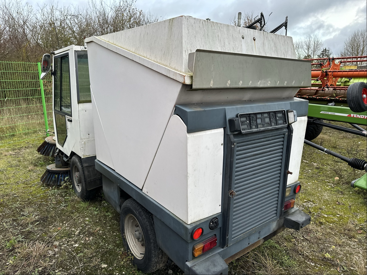 Bucher CityCat K1700 Kehrmaschine - جزازة العشب: صورة 4 Bucher CityCat K1700 Kehrmaschine - جزازة العشب: صورة 4