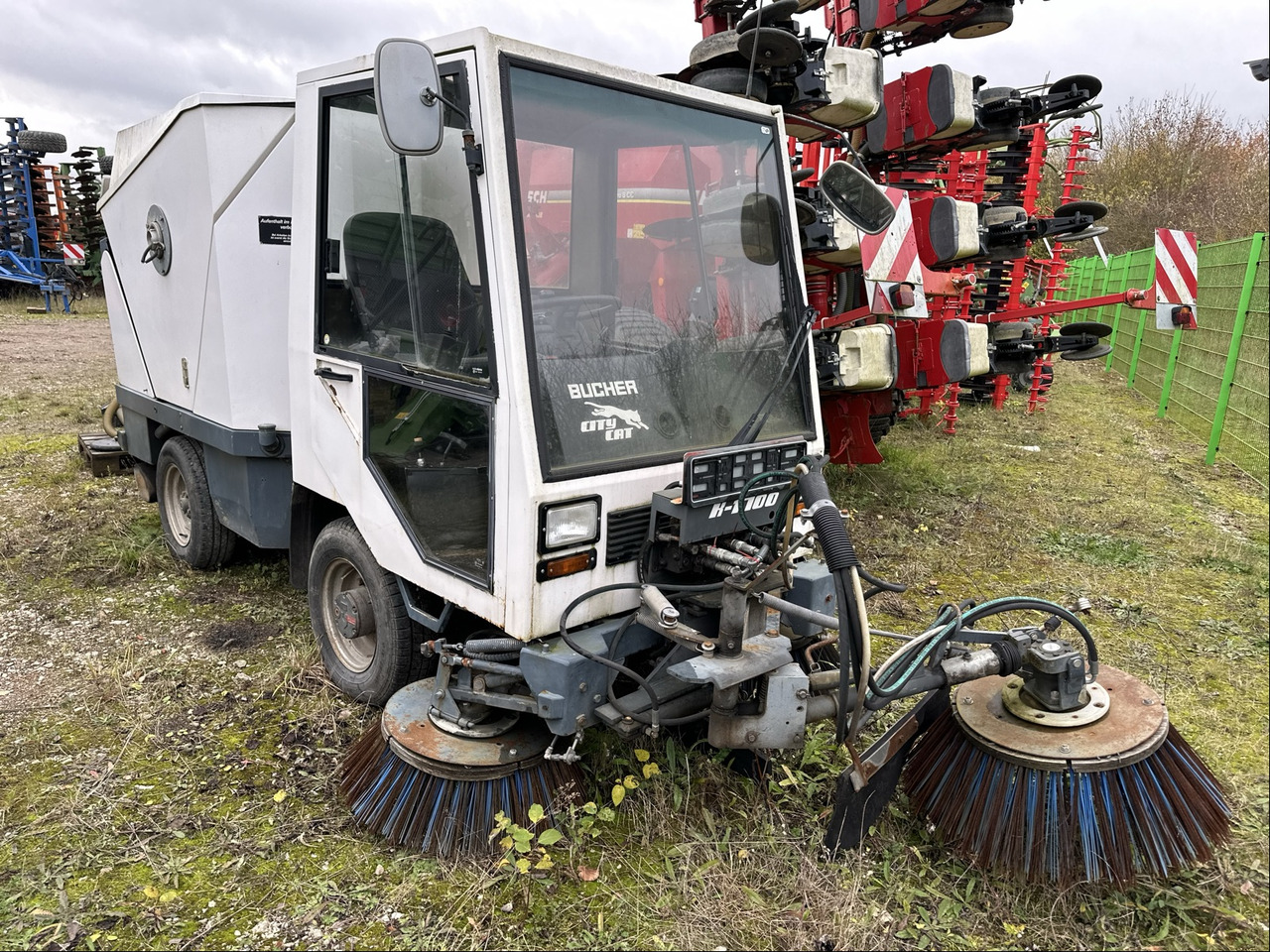 Bucher CityCat K1700 Kehrmaschine - جزازة العشب: صورة 1 Bucher CityCat K1700 Kehrmaschine - جزازة العشب: صورة 1