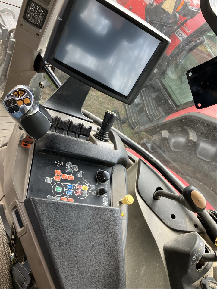 Case IH Maxxum 110 - جرار: صورة 5 Case IH Maxxum 110 - جرار: صورة 5