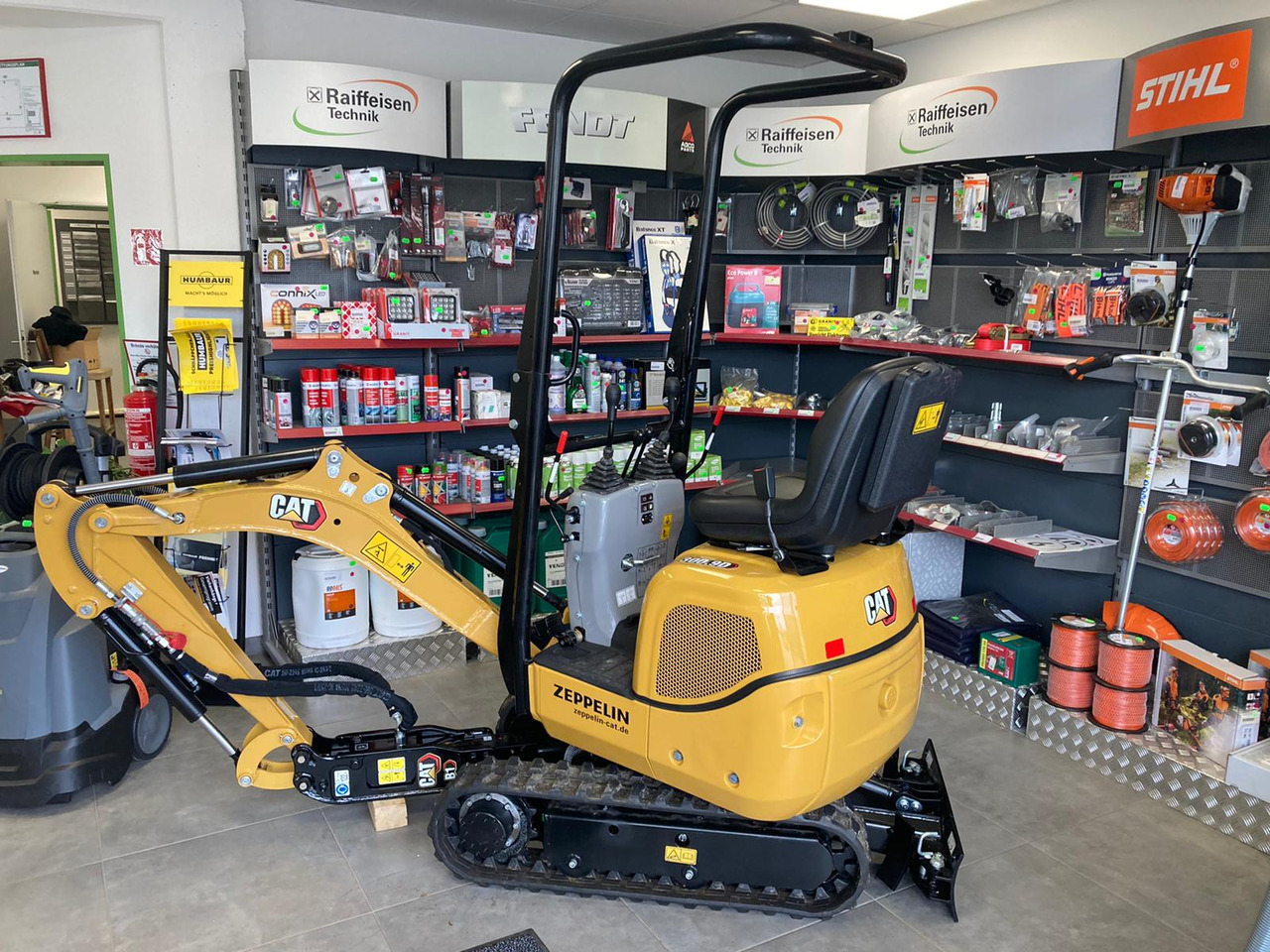 Caterpillar Mobilbagger 300.9D - حفّار: صورة 1 Caterpillar Mobilbagger 300.9D - حفّار: صورة 1