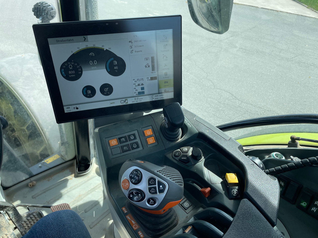 Claas Arion 660 C-matic - جرار: صورة 4 Claas Arion 660 C-matic - جرار: صورة 4