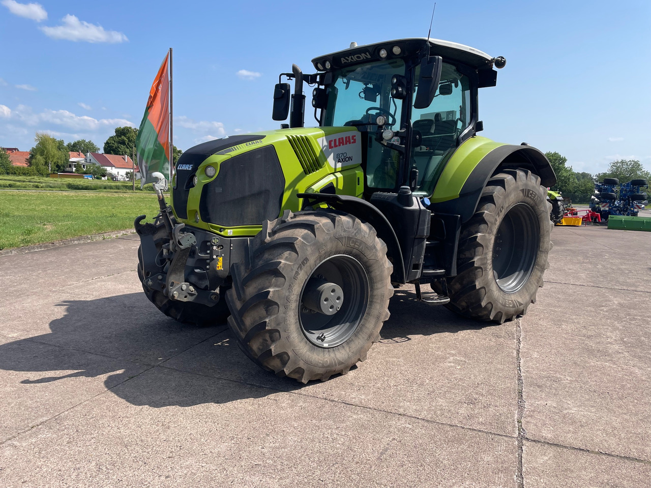 Claas Axion 870 CMATIC - جرار: صورة 1 Claas Axion 870 CMATIC - جرار: صورة 1