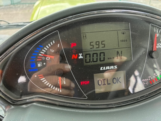 Claas Axion 870 CMATIC - جرار: صورة 2 Claas Axion 870 CMATIC - جرار: صورة 2