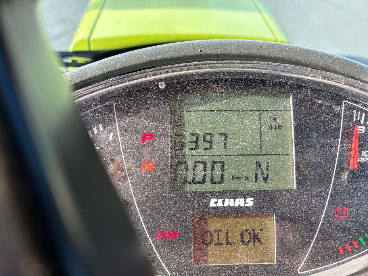 Claas Axion 870 - جرار: صورة 2 Claas Axion 870 - جرار: صورة 2