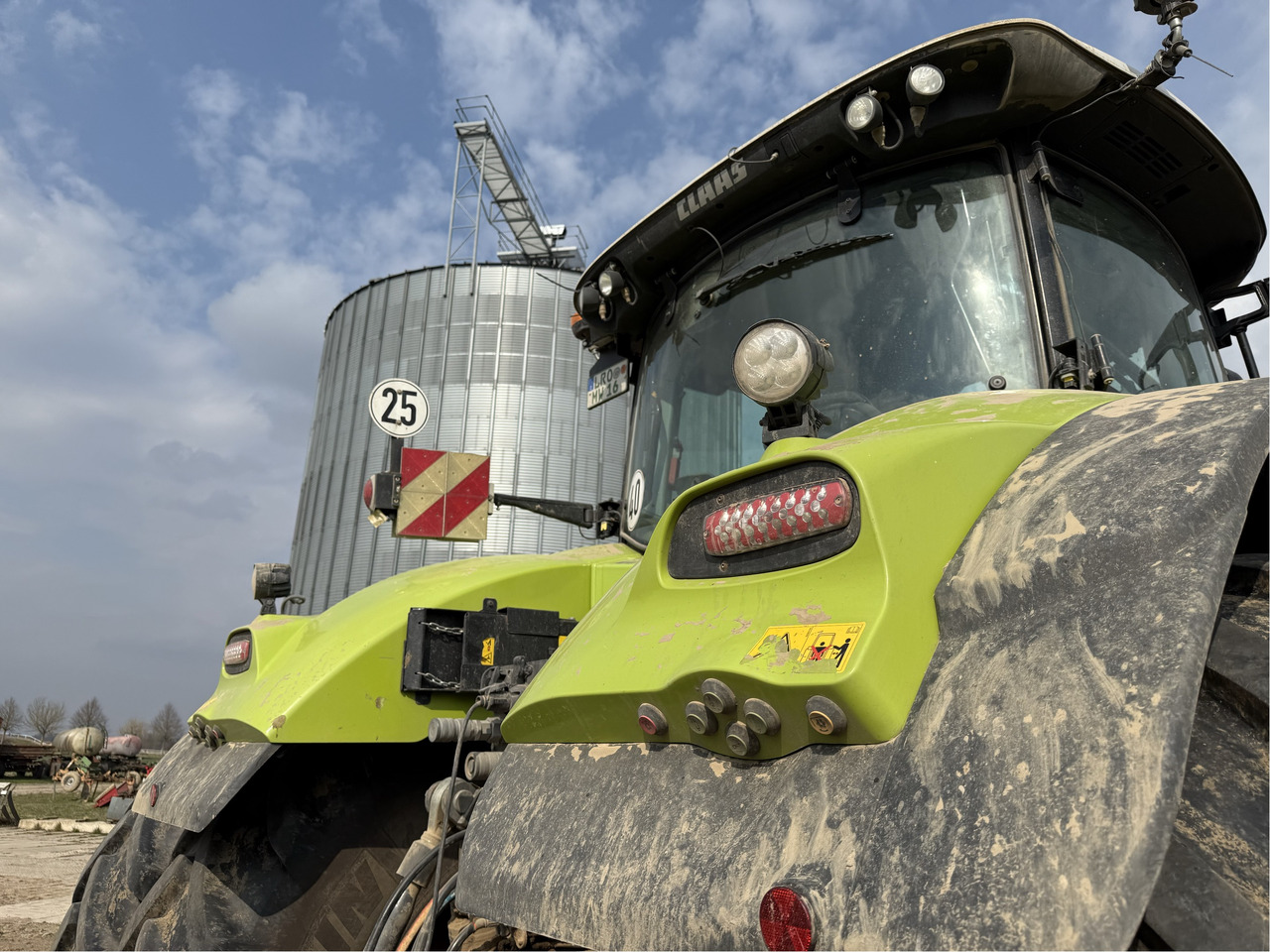 Claas Axion 960 C-Matic CEBIS - جرار: صورة 4 Claas Axion 960 C-Matic CEBIS - جرار: صورة 4