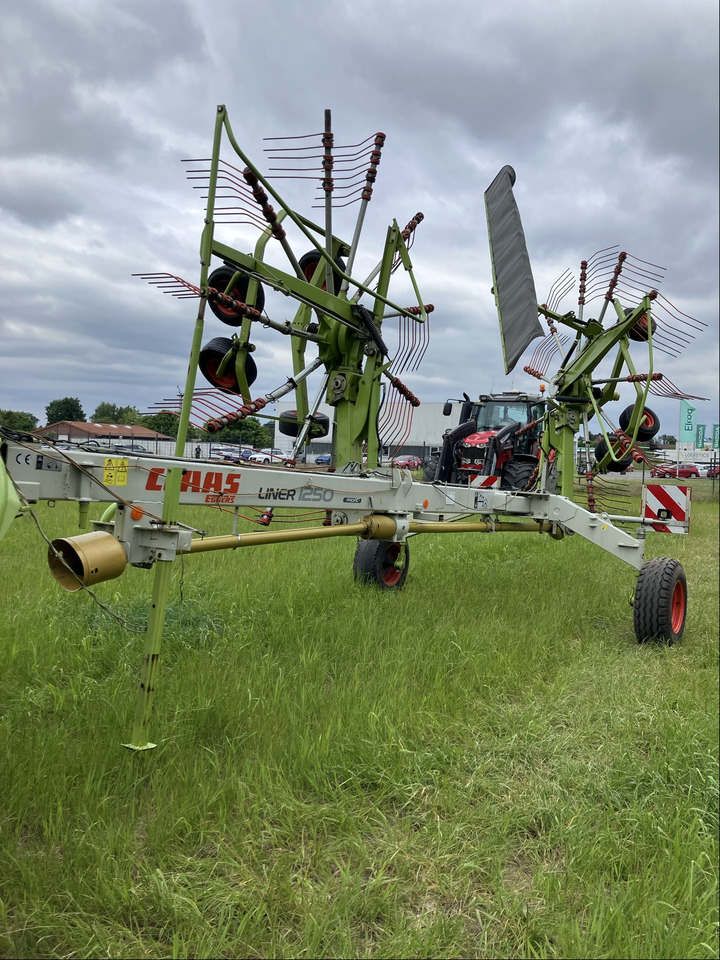 Claas Liner 1250 Profil - نشارة الدريس/ شوكة جرف: صورة 5 Claas Liner 1250 Profil - نشارة الدريس/ شوكة جرف: صورة 5