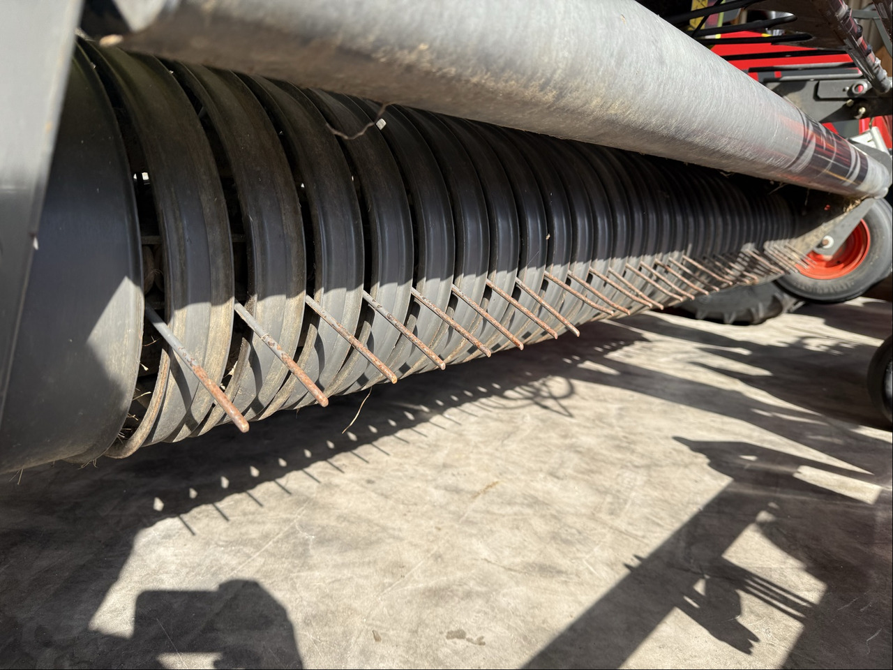 Claas Rollant 375 RC - ماكينات نشر التبن: صورة 3 Claas Rollant 375 RC - ماكينات نشر التبن: صورة 3