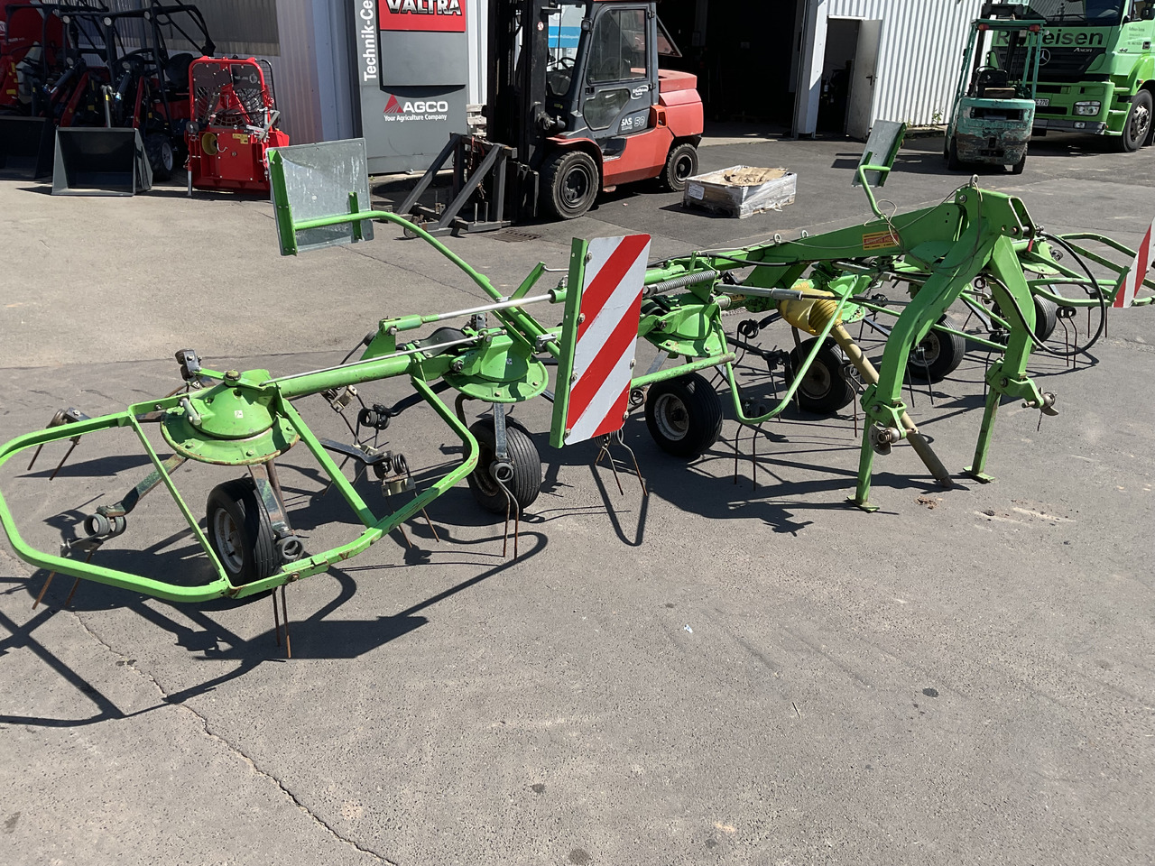 Deutz-Fahr KH 2.64 Heuwender - نشارة الدريس/ شوكة جرف: صورة 2 Deutz-Fahr KH 2.64 Heuwender - نشارة الدريس/ شوكة جرف: صورة 2