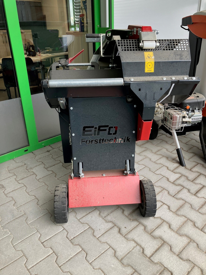 EiFo Wippkreissäge 700 E - أدوات ومعدات: صورة 1 EiFo Wippkreissäge 700 E - أدوات ومعدات: صورة 1