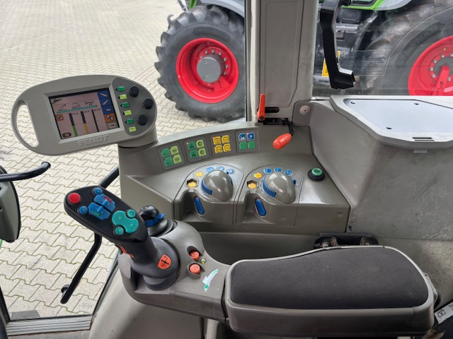 Fendt 714 Vario - جرار: صورة 3 Fendt 714 Vario - جرار: صورة 3