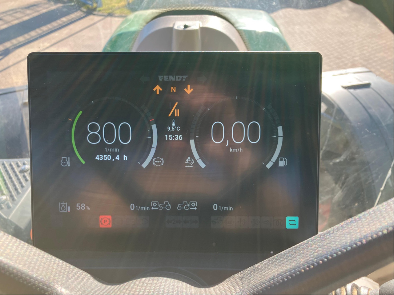Fendt 718 Vario Gen6 ProfiPlus - جرار: صورة 2 Fendt 718 Vario Gen6 ProfiPlus - جرار: صورة 2