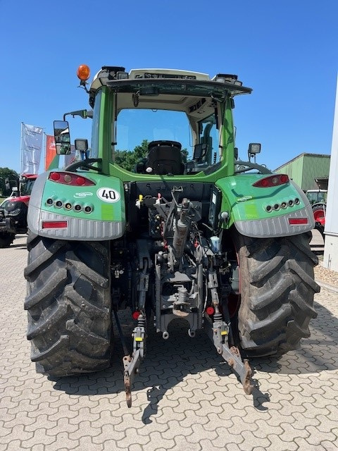 Fendt 718 Vario S4 - جرار: صورة 3 Fendt 718 Vario S4 - جرار: صورة 3