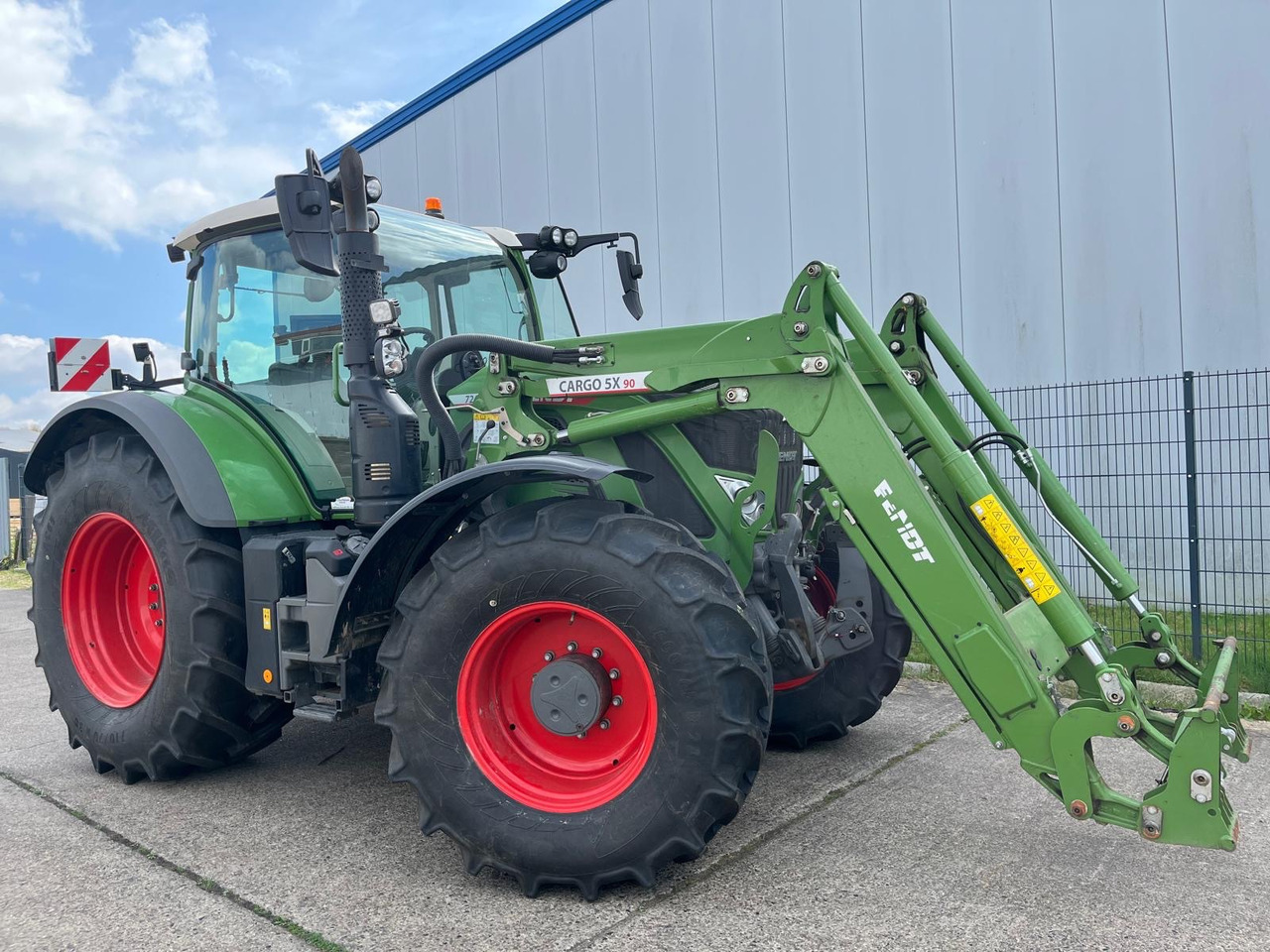 Fendt 724 Vario Gen6 ProfiPlus - جرار: صورة 4 Fendt 724 Vario Gen6 ProfiPlus - جرار: صورة 4