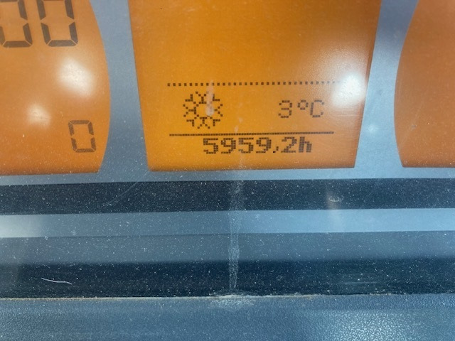 Fendt 724 Vario S4 Profi - جرار: صورة 2 Fendt 724 Vario S4 Profi - جرار: صورة 2