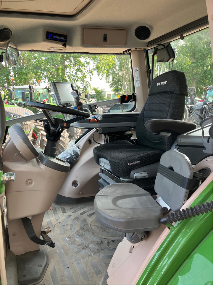 Fendt 826 Vario S4 Profi Plus RTK - جرار: صورة 3 Fendt 826 Vario S4 Profi Plus RTK - جرار: صورة 3