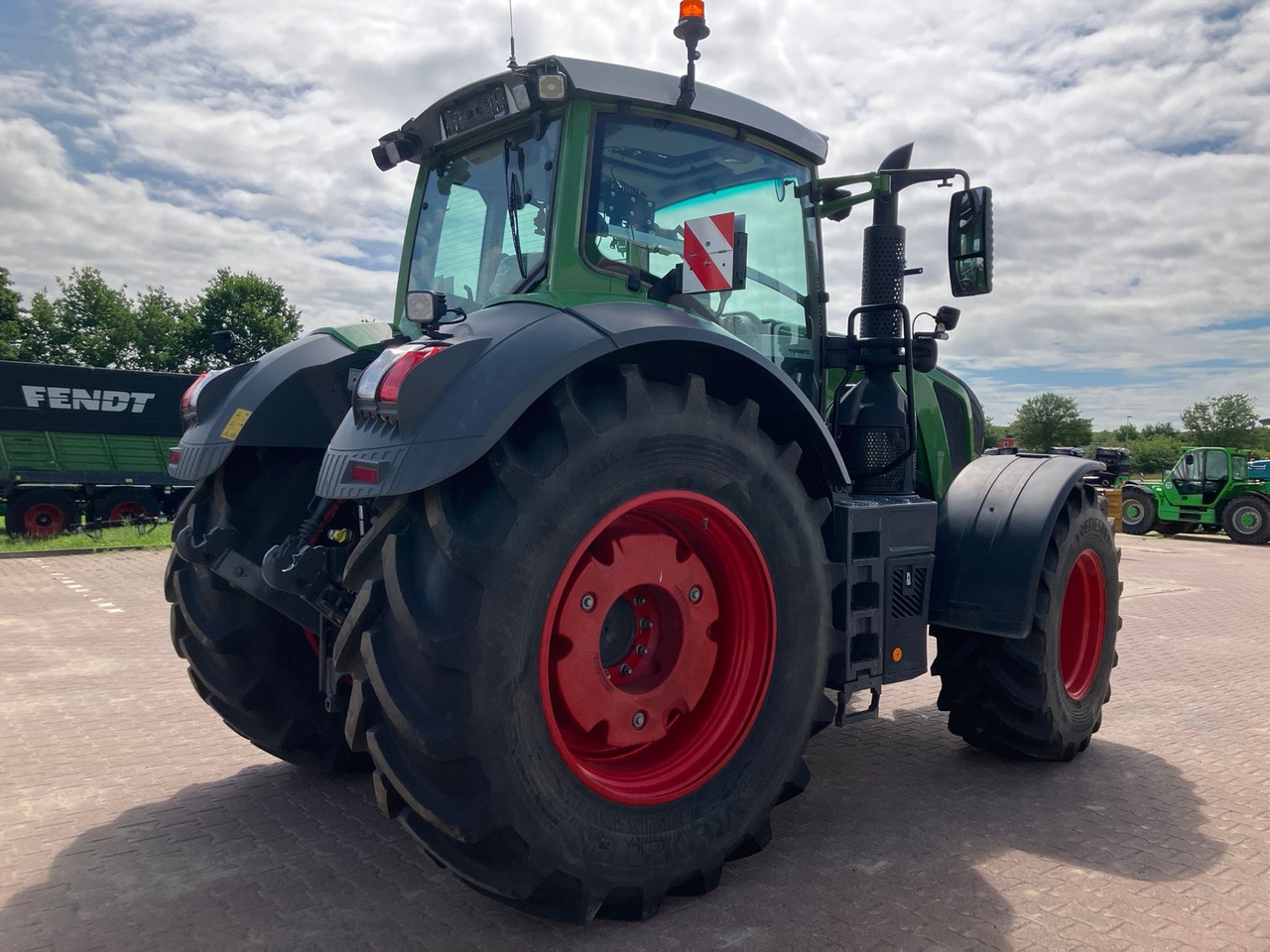 Fendt 828 Vario S4 Profi Plus - جرار: صورة 5 Fendt 828 Vario S4 Profi Plus - جرار: صورة 5