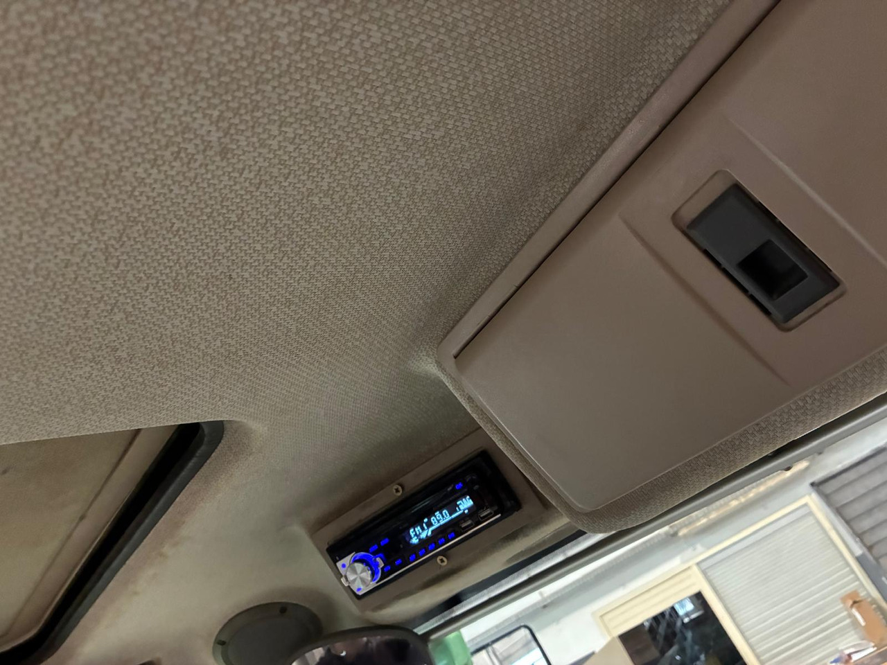 Fendt 828 Vario SCR ProfiPlus - جرار: صورة 4 Fendt 828 Vario SCR ProfiPlus - جرار: صورة 4