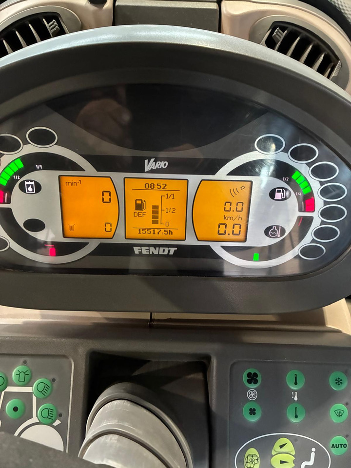 Fendt 828 Vario SCR ProfiPlus - جرار: صورة 2 Fendt 828 Vario SCR ProfiPlus - جرار: صورة 2
