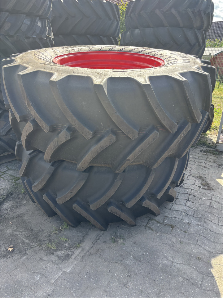 Fendt Mitas 710/70R38 600/65R28 - الإطارات والجنوط: صورة 1 Fendt Mitas 710/70R38 600/65R28 - الإطارات والجنوط: صورة 1