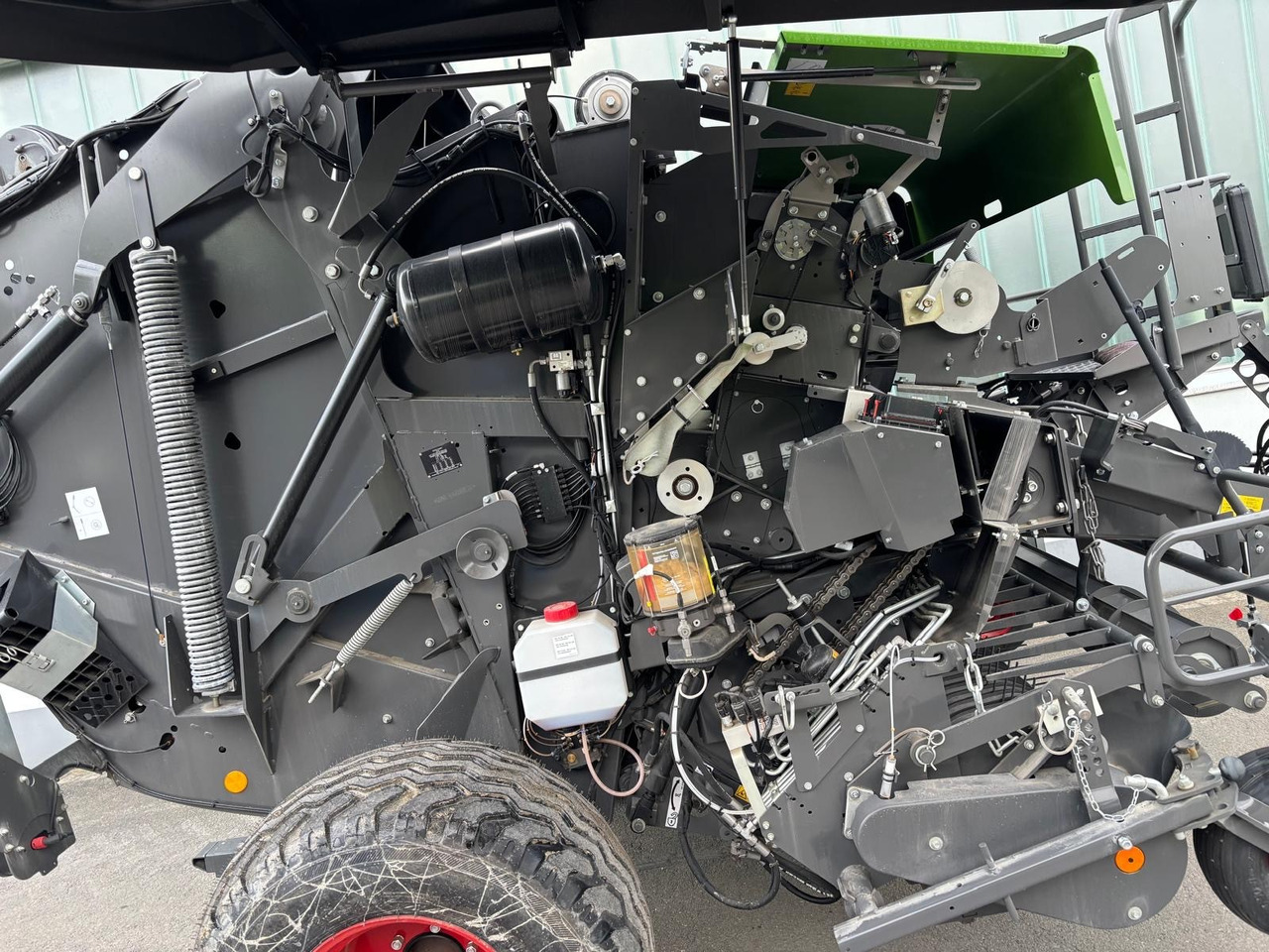 Fendt Rotana 160 V Xtra - 25 Messer - ماكينات نشر التبن: صورة 2 Fendt Rotana 160 V Xtra - 25 Messer - ماكينات نشر التبن: صورة 2