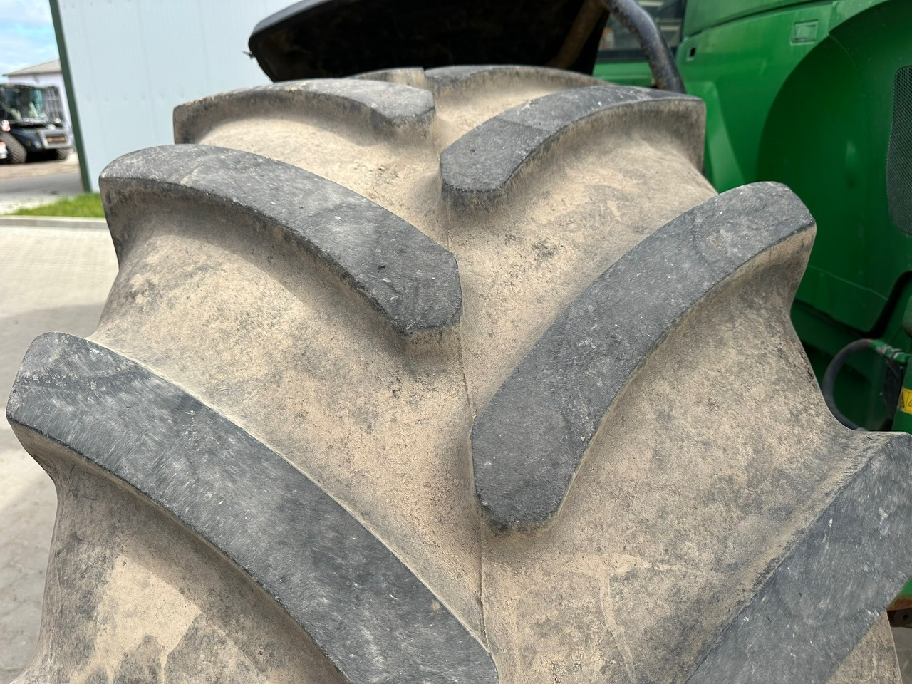 John Deere 7230R - جرار: صورة 5 John Deere 7230R - جرار: صورة 5