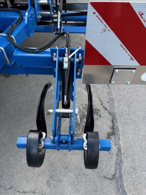 Köckerling Allrounder flatline 750 - آلة حراثة: صورة 5 Köckerling Allrounder flatline 750 - آلة حراثة: صورة 5
