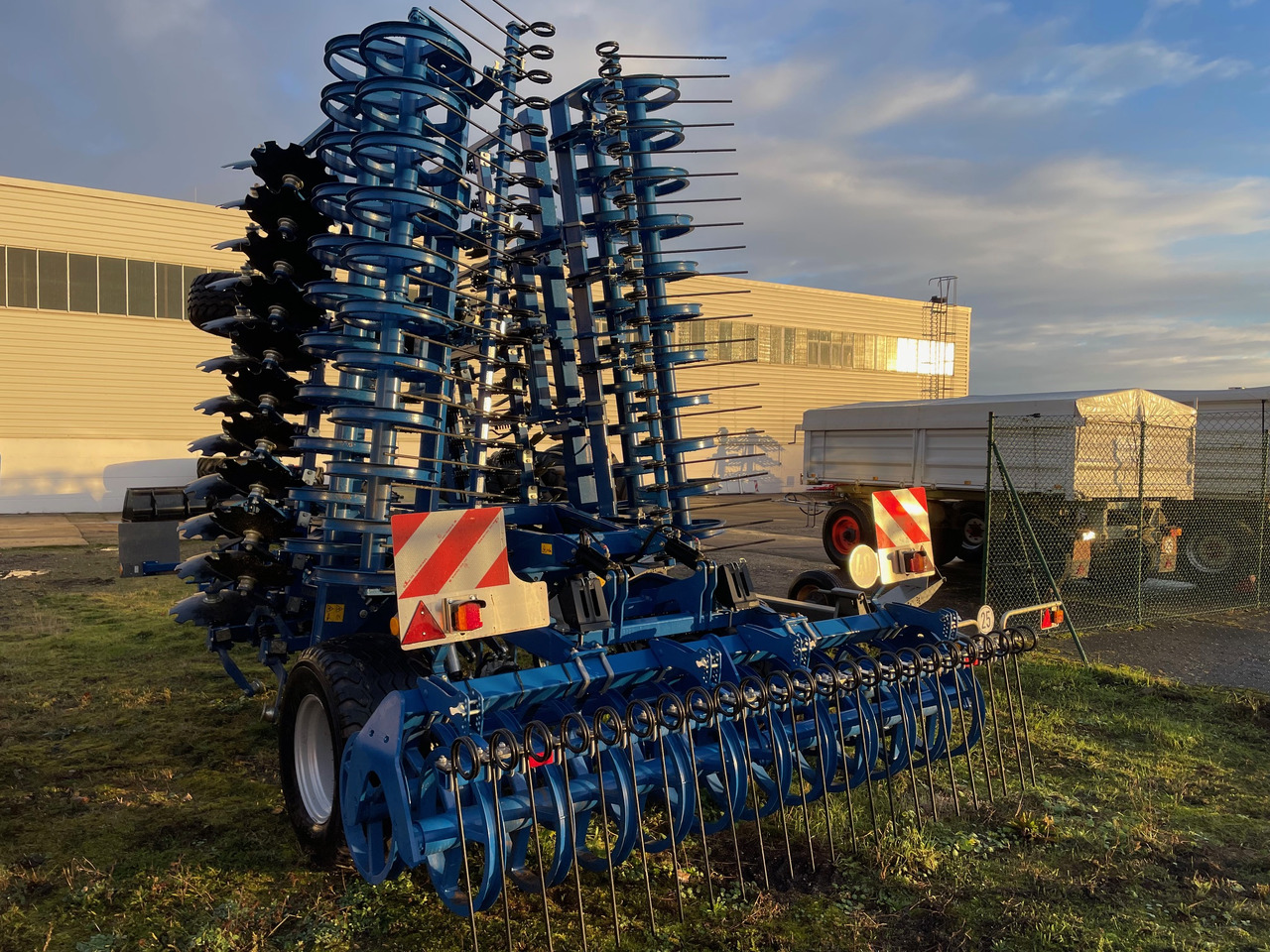 Köckerling Rebell classic 800 T 2.0 - مسفلة قرصية: صورة 1 Köckerling Rebell classic 800 T 2.0 - مسفلة قرصية: صورة 1