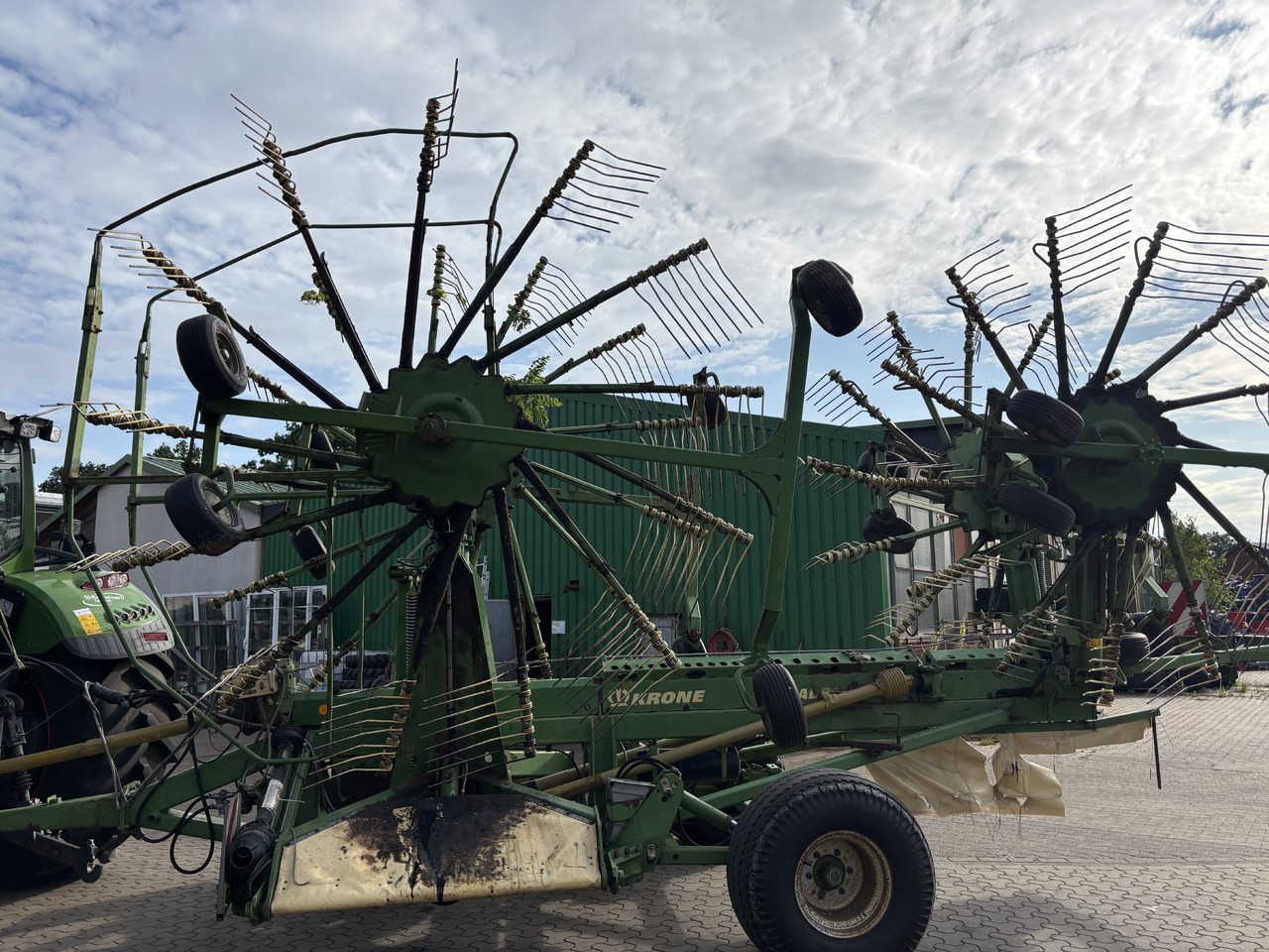 Krone Swadro Serie - نشارة الدريس/ شوكة جرف: صورة 5 Krone Swadro Serie - نشارة الدريس/ شوكة جرف: صورة 5