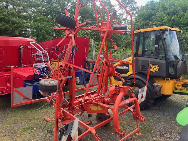 Kuhn GF 6401 MH Digidrive - نشارة الدريس/ شوكة جرف: صورة 1 Kuhn GF 6401 MH Digidrive - نشارة الدريس/ شوكة جرف: صورة 1