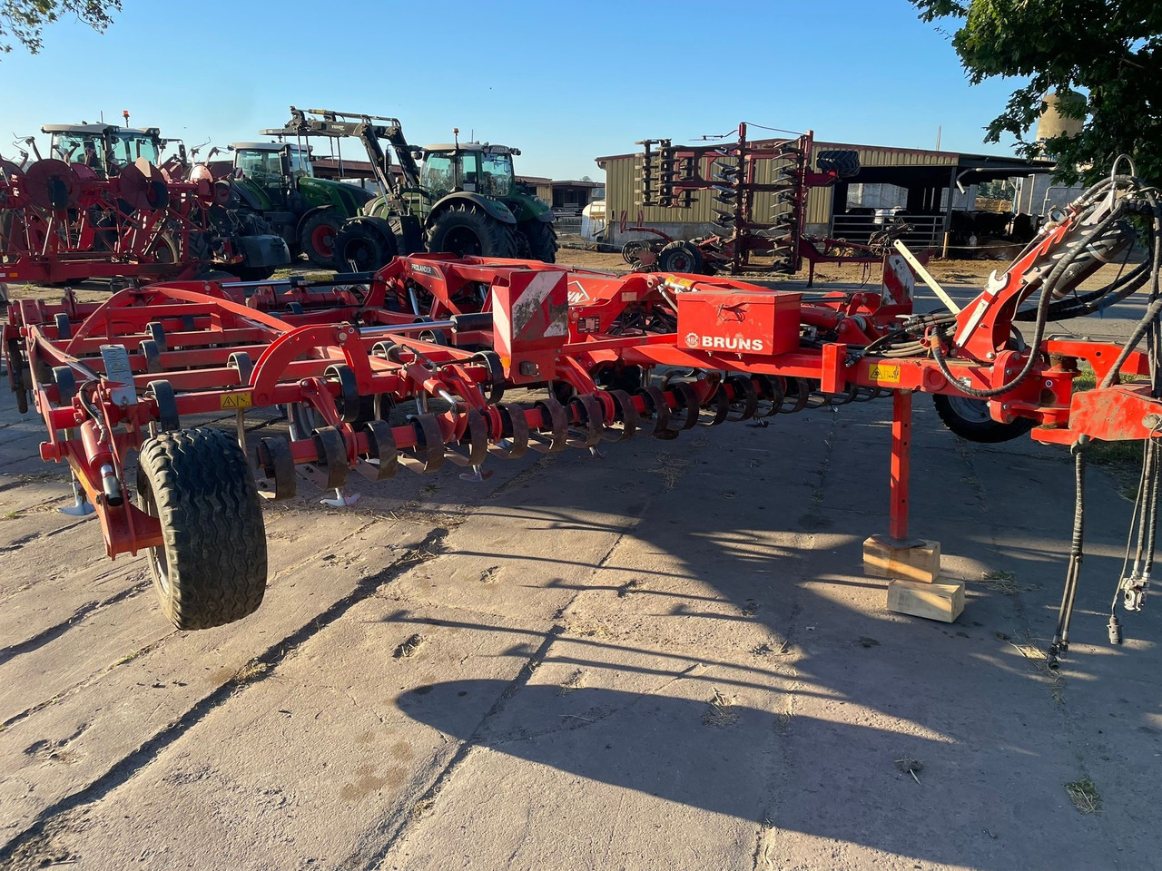 Kuhn Prolander 6000 - آلة حراثة: صورة 1 Kuhn Prolander 6000 - آلة حراثة: صورة 1