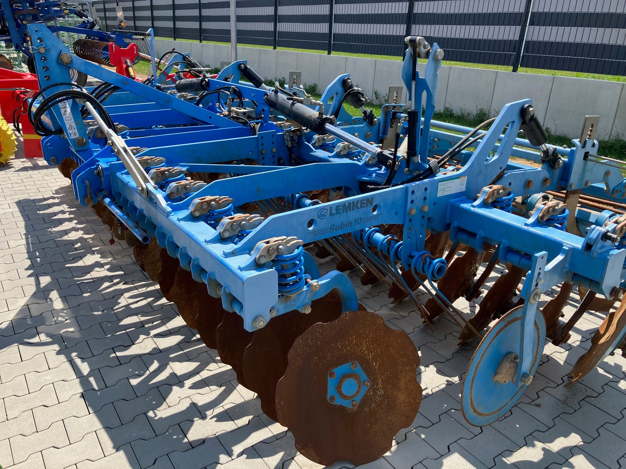 Lemken Rubin 10 - مسفلة تمهيد التربة: صورة 1 Lemken Rubin 10 - مسفلة تمهيد التربة: صورة 1