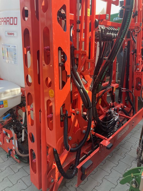 Maschio TEMPO 1201 Bravo - رشاش معلق على جرار: صورة 3 Maschio TEMPO 1201 Bravo - رشاش معلق على جرار: صورة 3