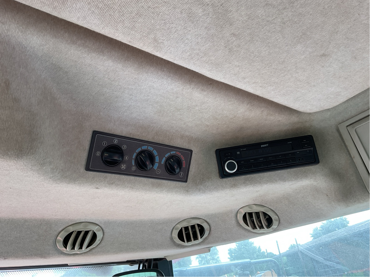 Massey Ferguson 6614 Dyna 6 - جرار: صورة 5 Massey Ferguson 6614 Dyna 6 - جرار: صورة 5